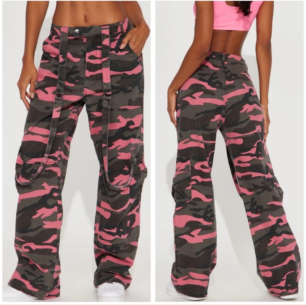 Fashion Nova Pink/Combo Cargo Pants Size L - Picture 2 of 10
